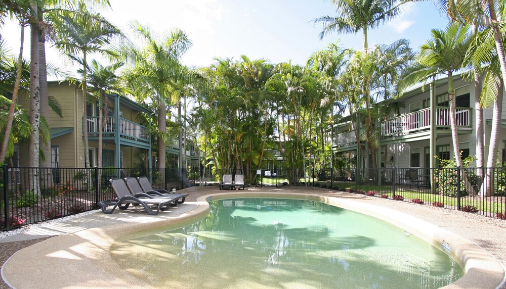 Coral Beach Resort 38/47