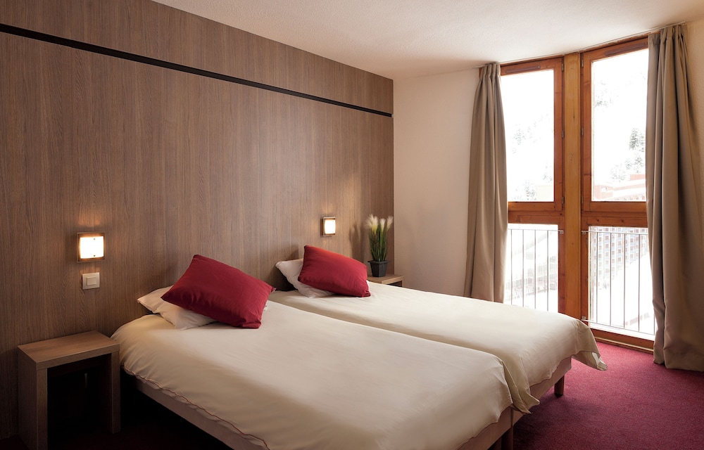Hotel Club Mmv Les Melezes 10/50