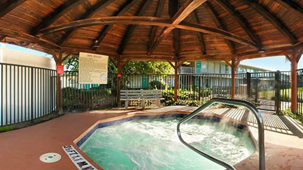 Seralago Hotel and Suites Main Gate East 13/32