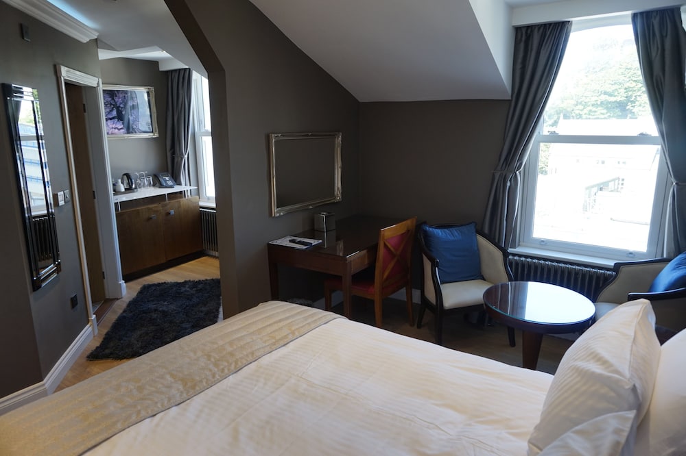 Halvard Hotel 13/50