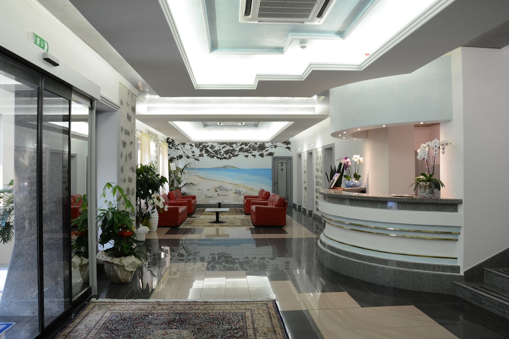 Orri Hotel 9/55