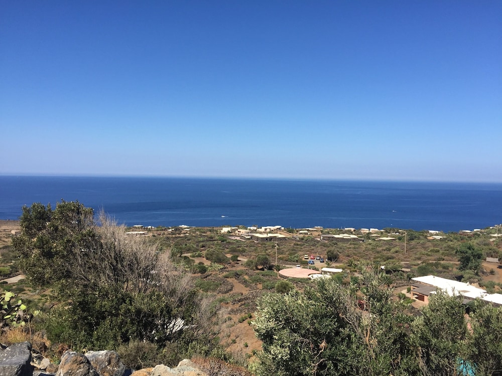 Dammusi Sciuvechi Resort 33/50