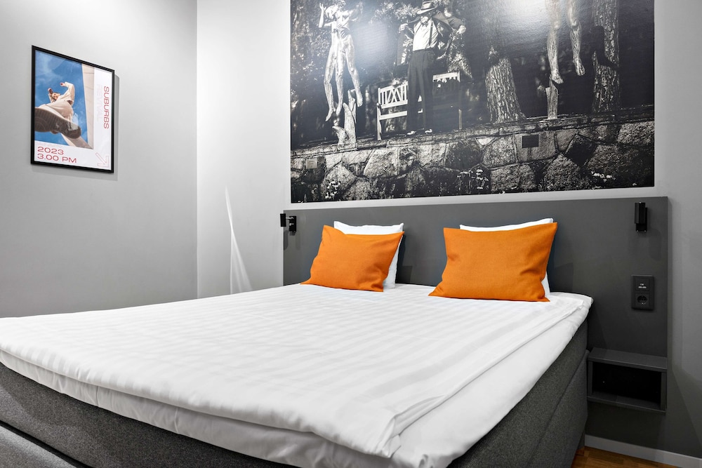 Economy, Double Bed, No Window