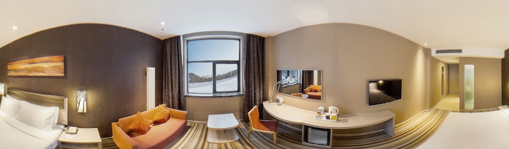 HOLIDAY INN EXPRESS CHANGBAISHAN 31/49