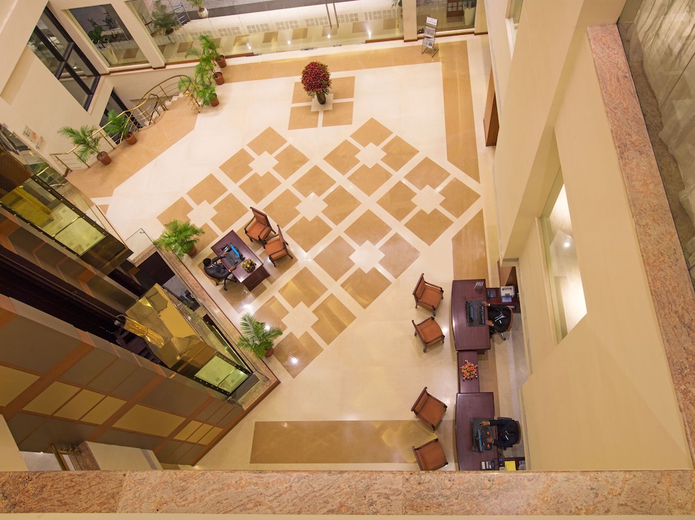 Sunway Manor Hotel 28/45