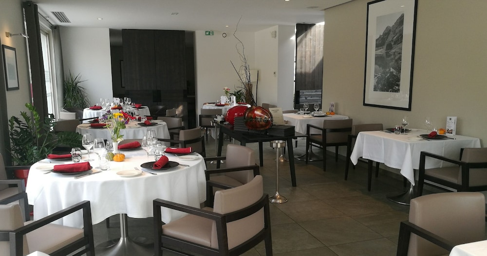 HOTEL BLANC 47/56