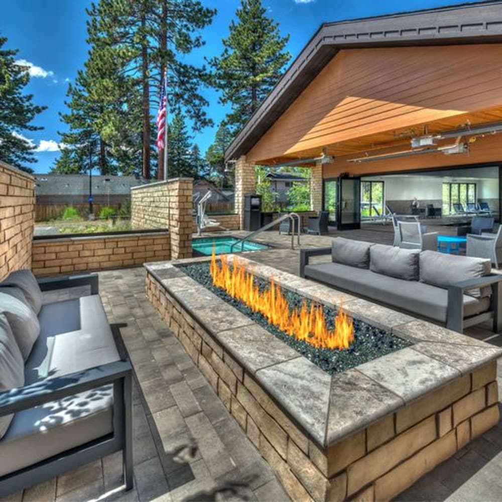 Hampton Inn and Suites South Lake Tahoe 8/39