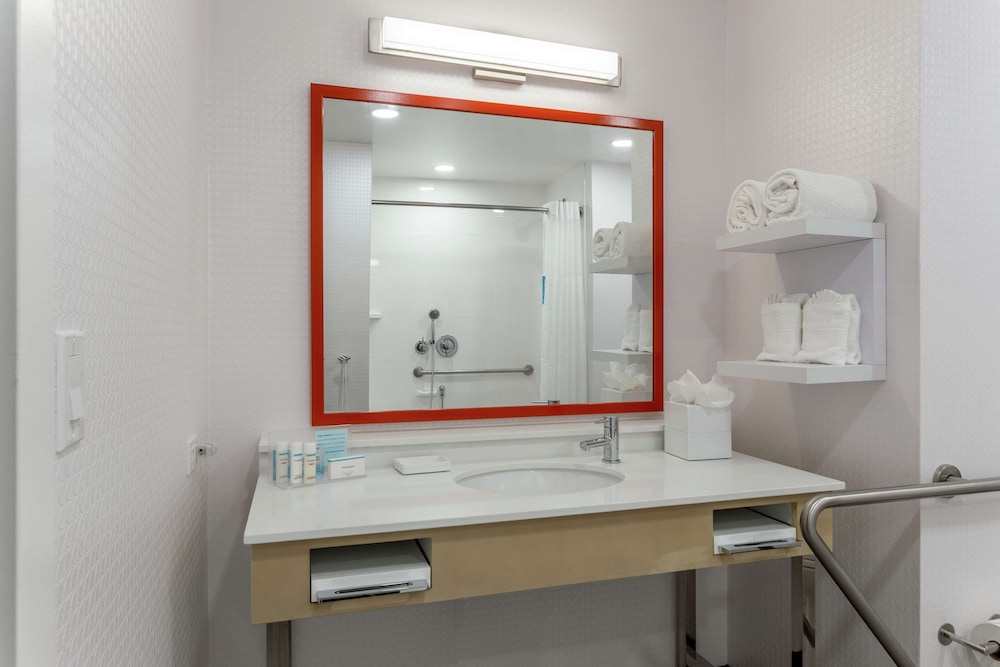 Hampton Inn Oakland Downtown City Center Ca 15/31