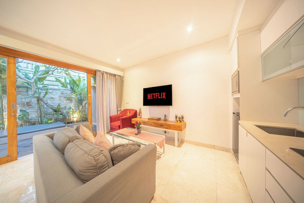 The Jimbaran Beach Villa by Ini Vie Hospitality 26/50