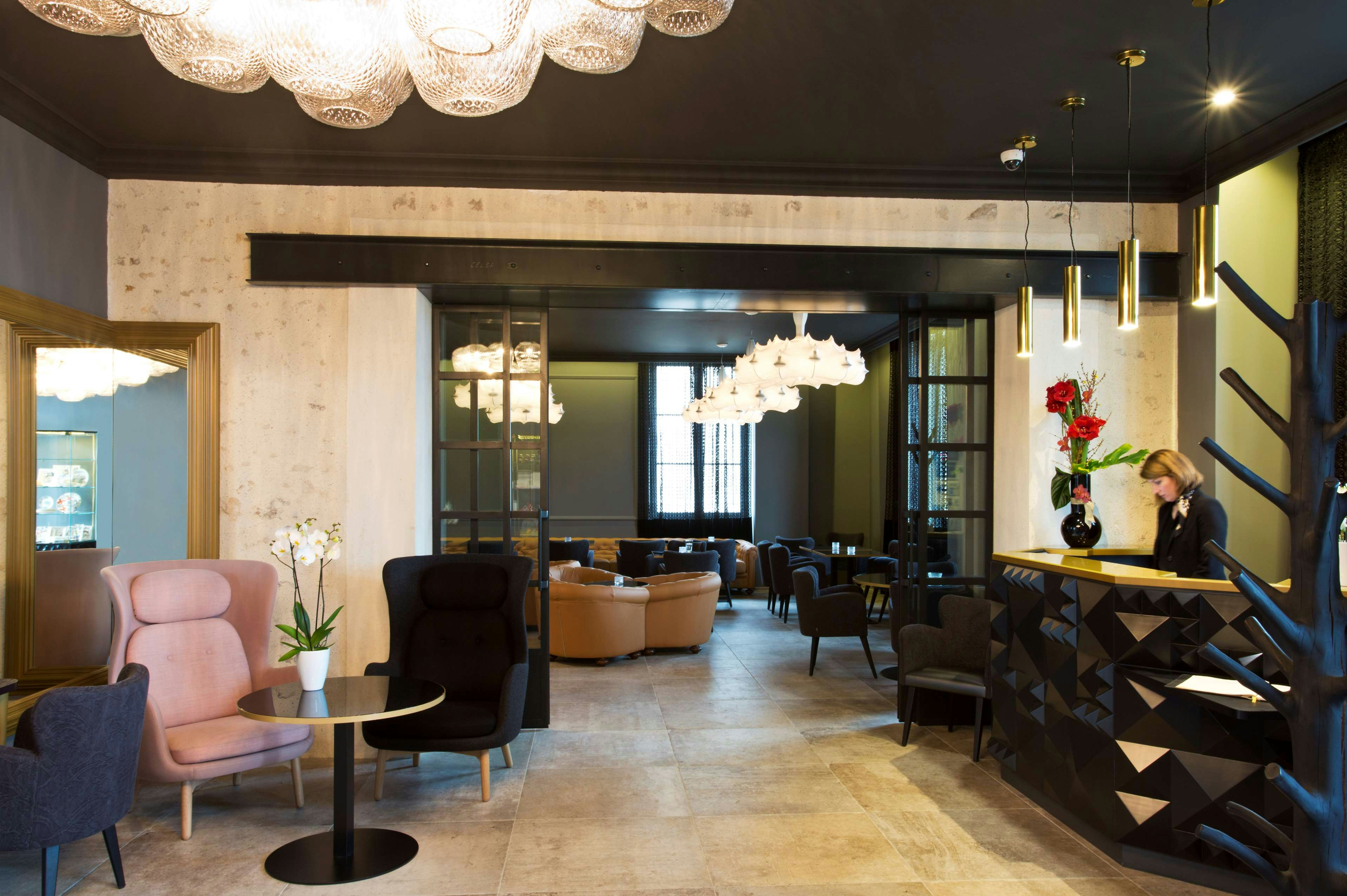 Empreinte Hotel 34/43