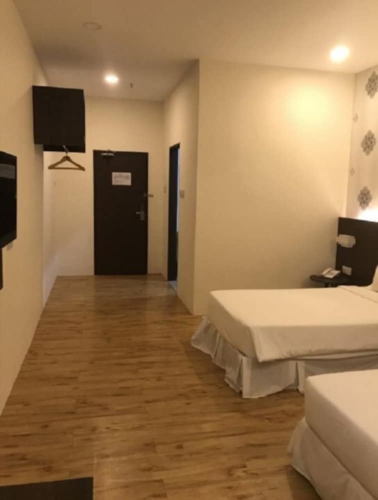 Casa Bonita Hotel 30/65