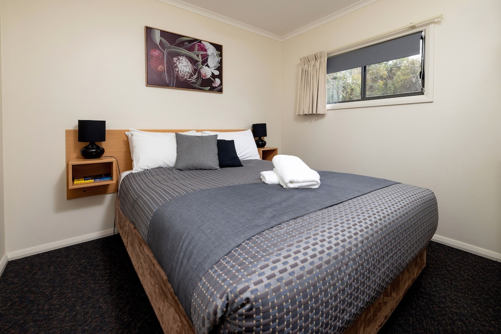 BIG4 Hobart Airport Tourist Park Hotel 21/48