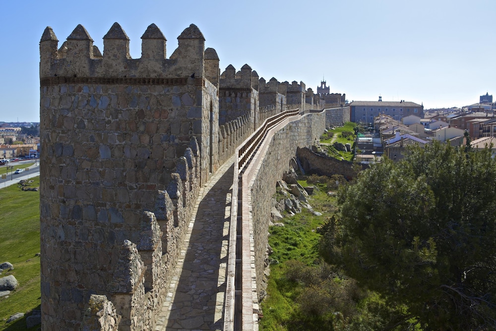 Parador de Avila 61/64