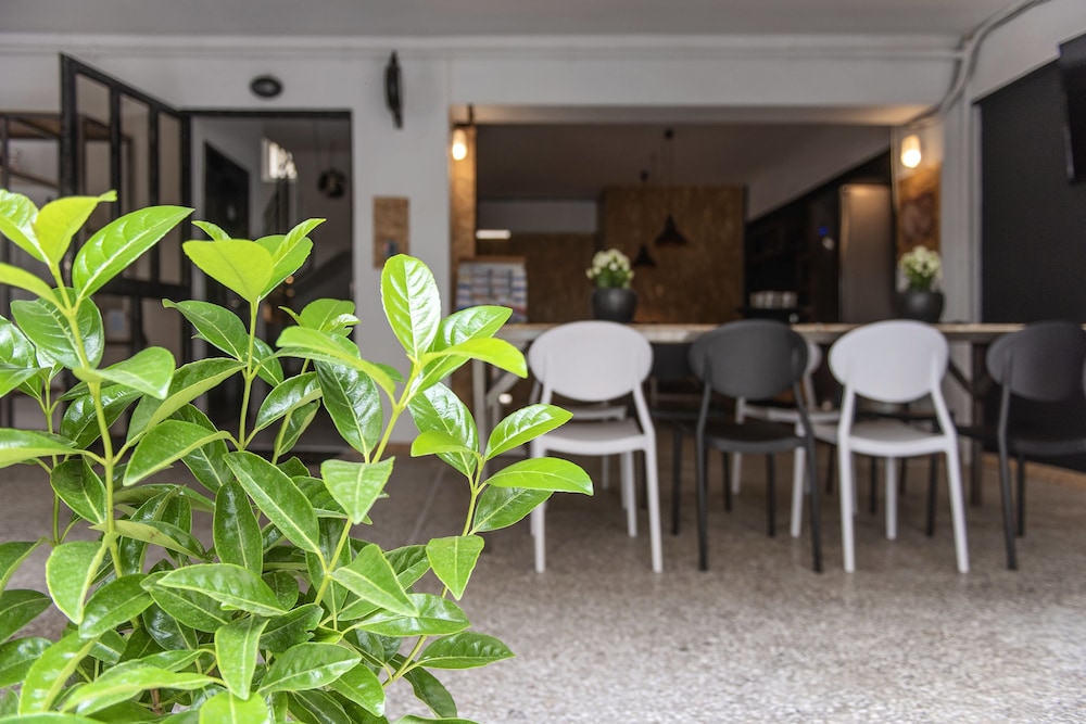 Piraeus Premium Suites 45/50