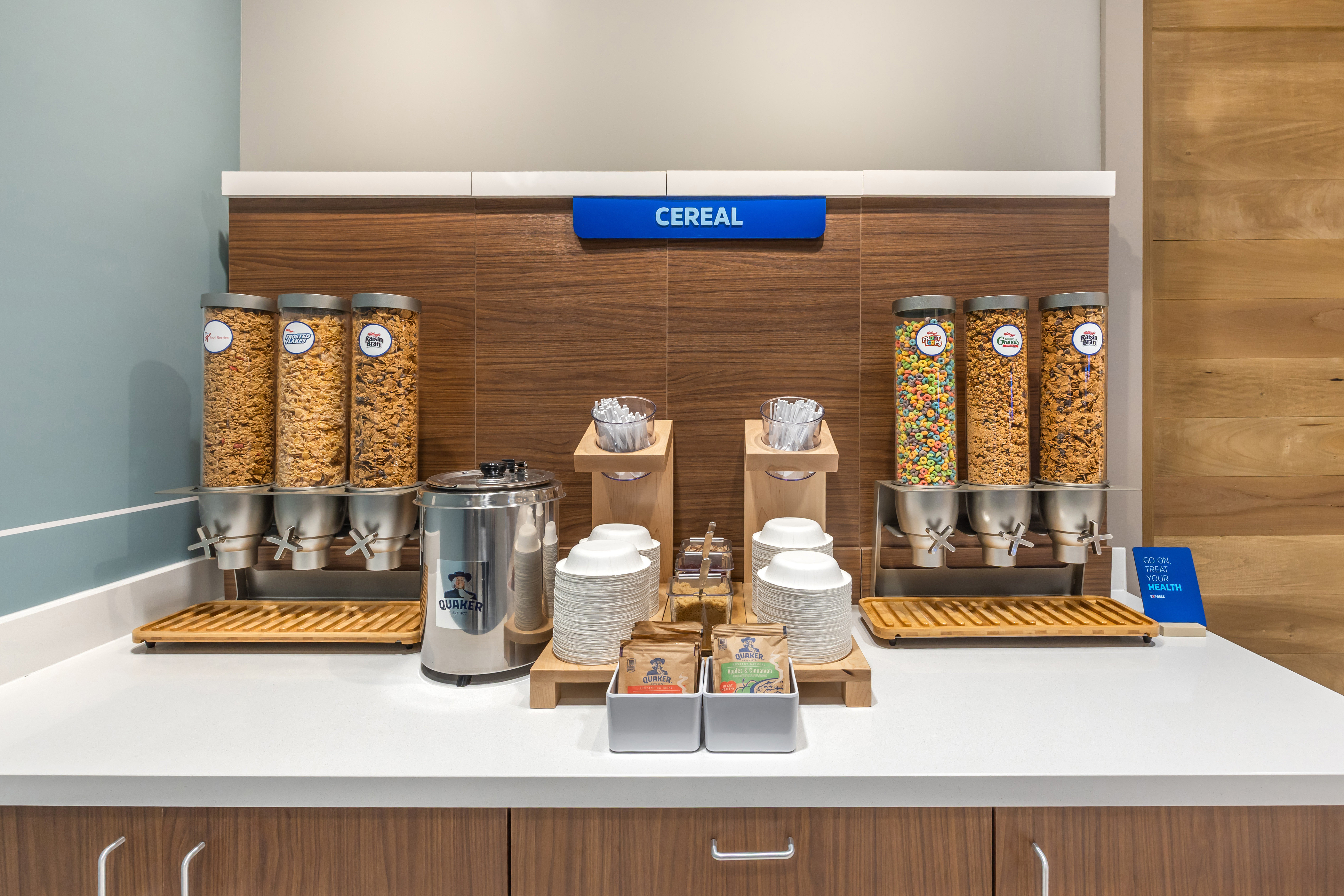 Holiday Inn Express & Suites Nashville West End - Univ Area, an IHG Hotel 20/42