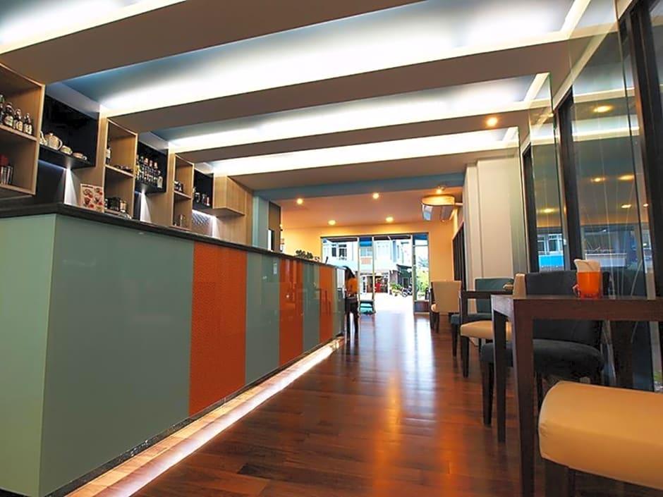 Apo Hotel 15/21