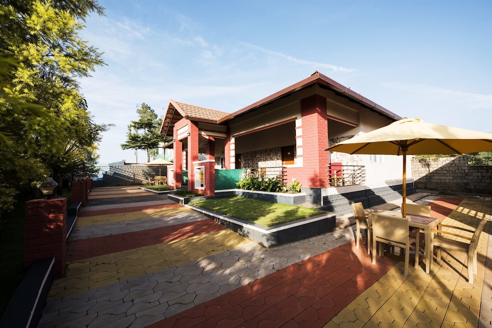 LEISURE VACATIONS WOODSTOCK VILLAS 44/50