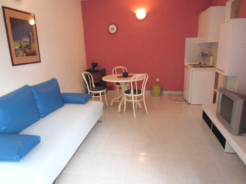 Apartmani Kelam 9/17