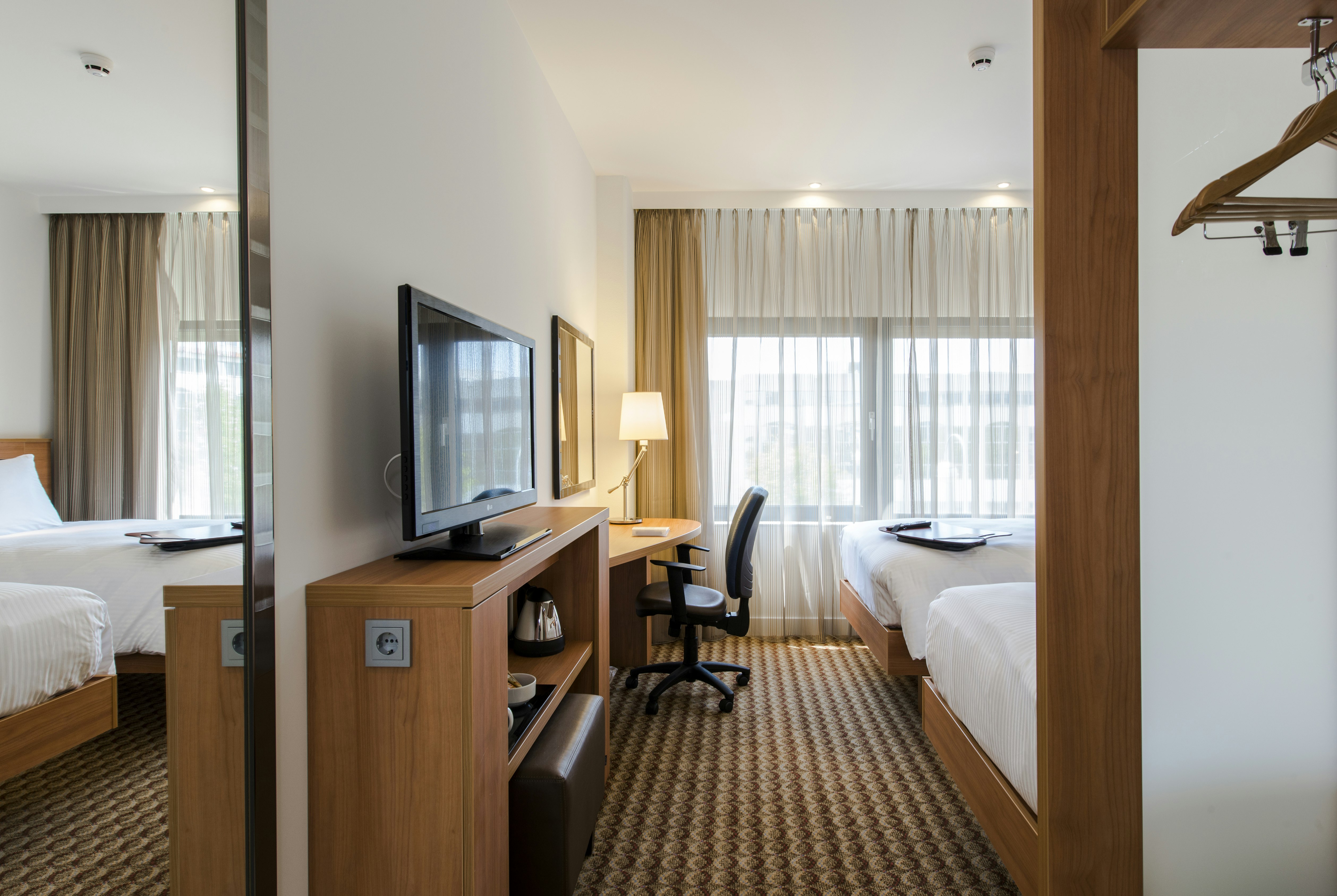 Hampton By Hilton Amsterdam Airport 7/51
