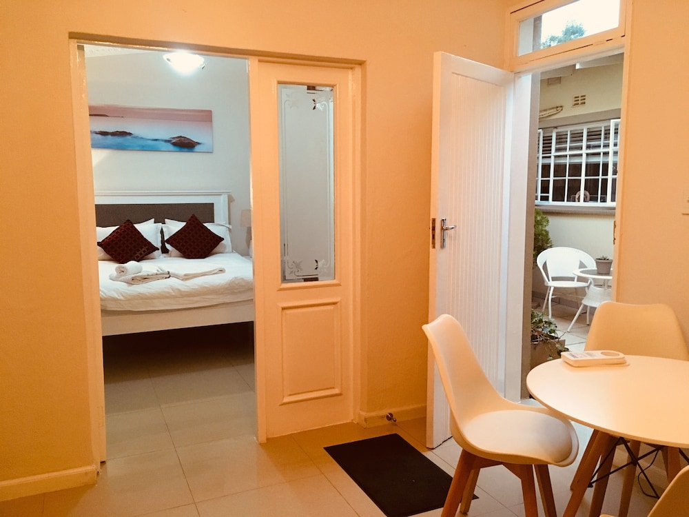 Pepper Tree Bnb 17/50