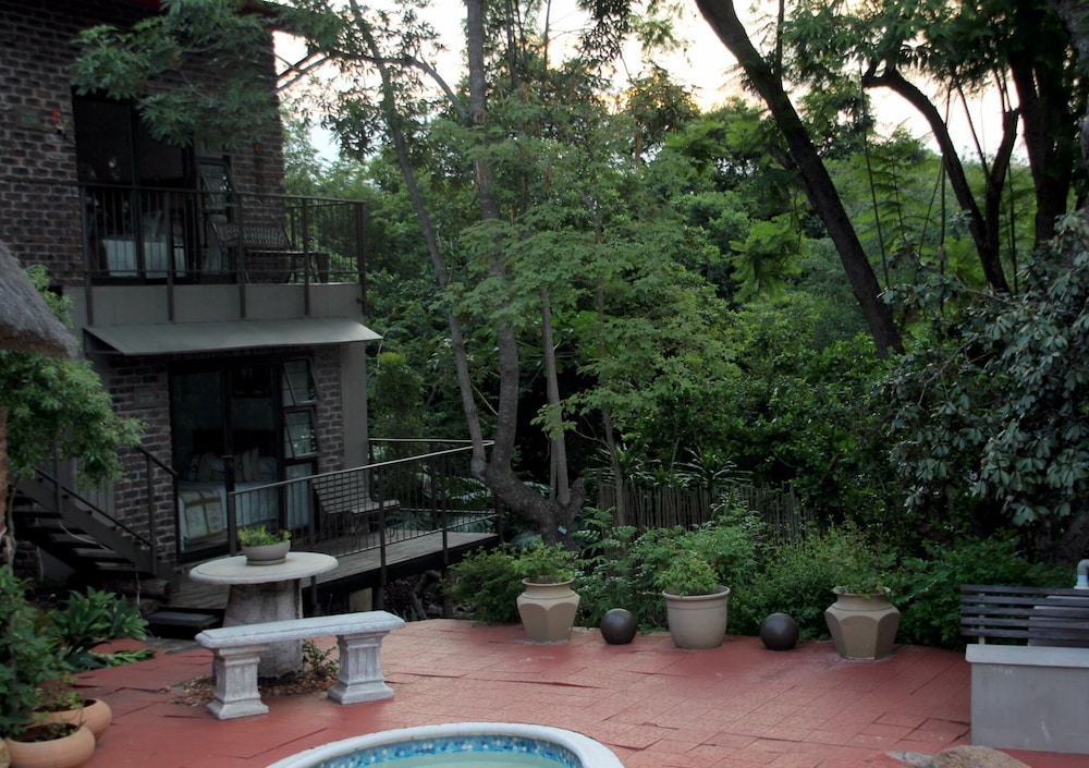 Lost Trail Bed And Breakfast 22/29