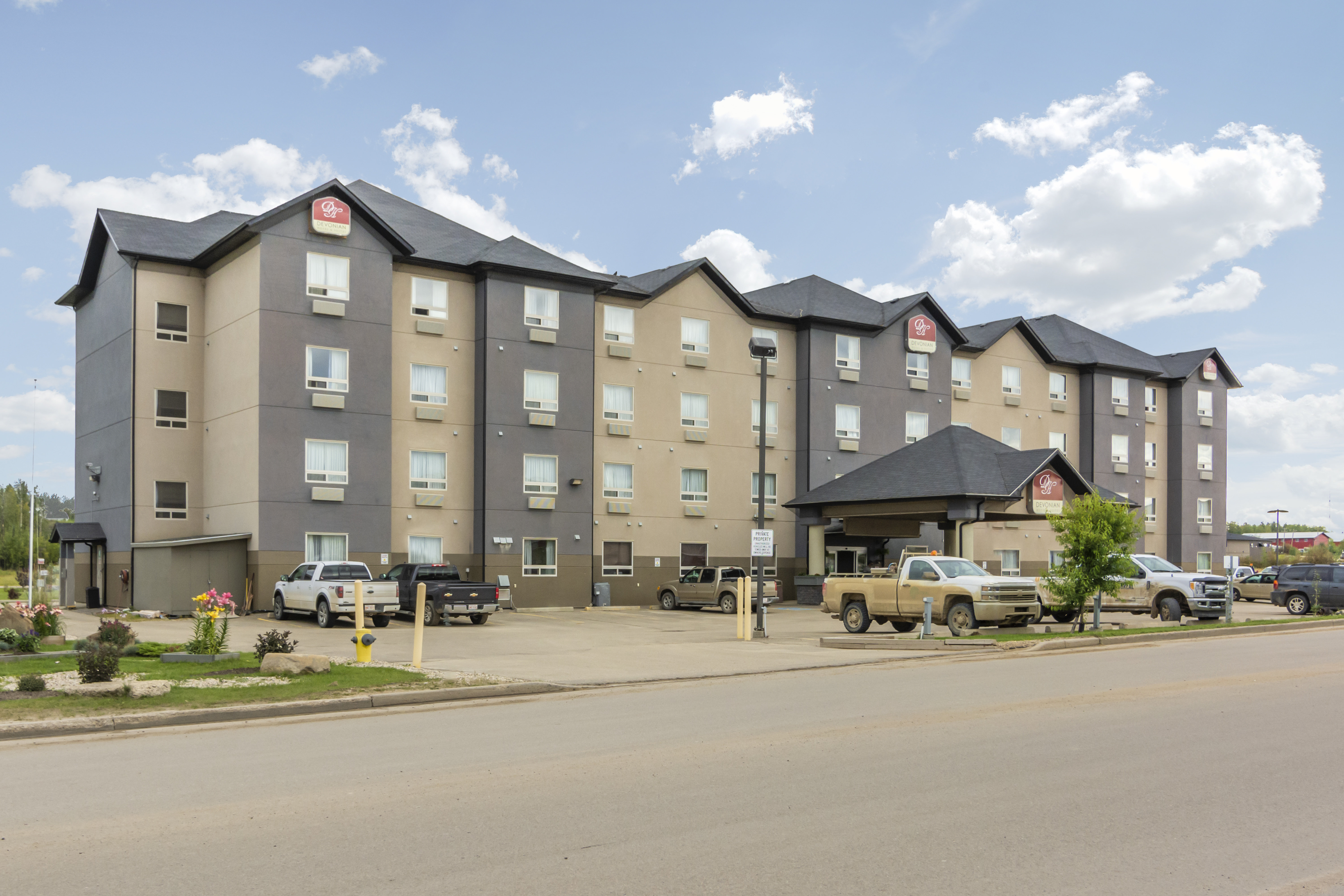 Devonian Hotel Suites 1/35