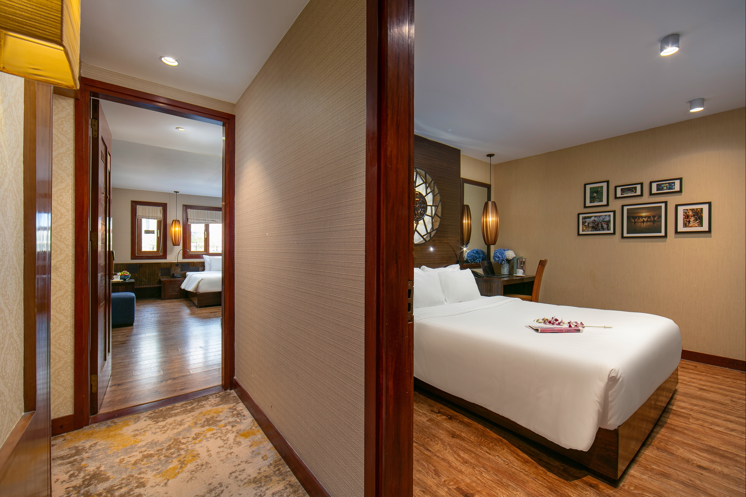 Connecting, Oriental, Suite 2/3