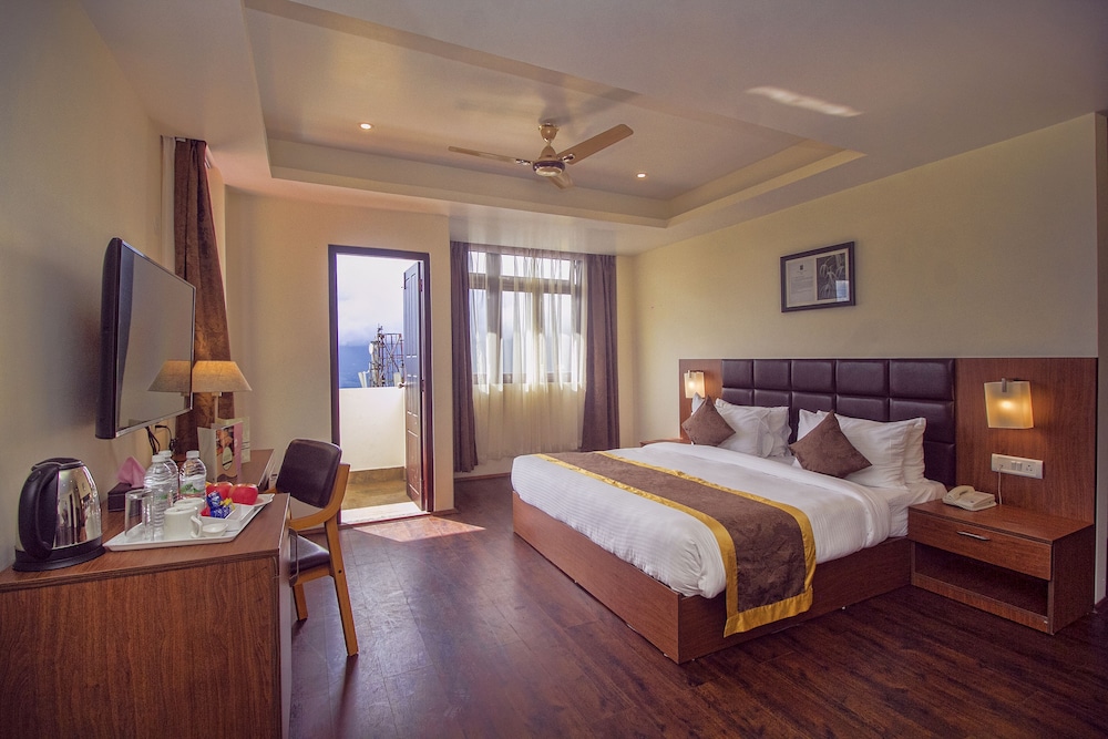 SUMMITTTAKSHANG RESIDENCY,HOTEL AND SPA 7/29