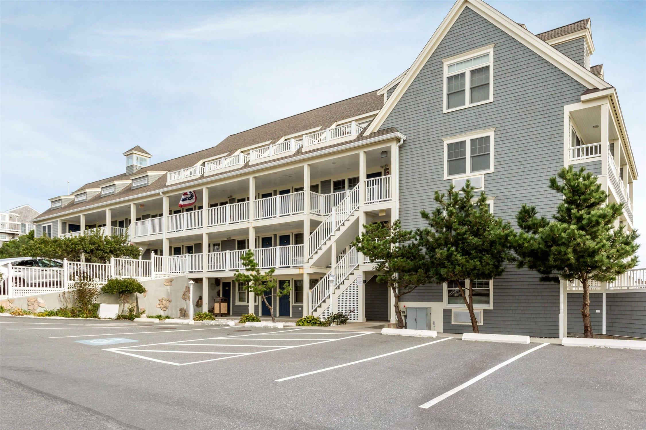 Bluegreen Vacations The Breakers Resort, an Ascend Collection Resort 34/36