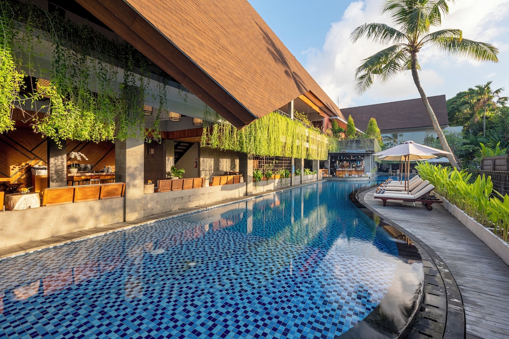 Kayumas Seminyak Resort 48/50