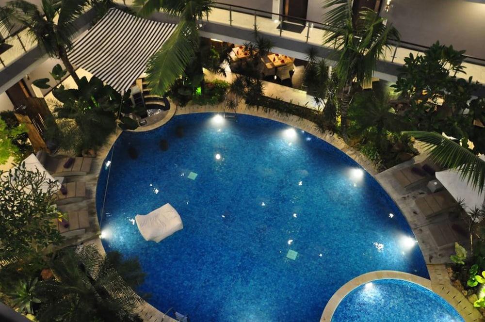 Amaroossa Suite Bali 38/69