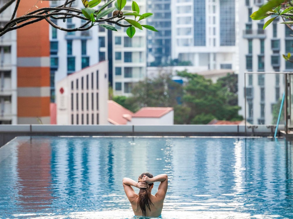 Sofitel Singapore City Centre 69/71
