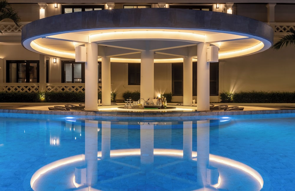 Choasis Hotel 30/58