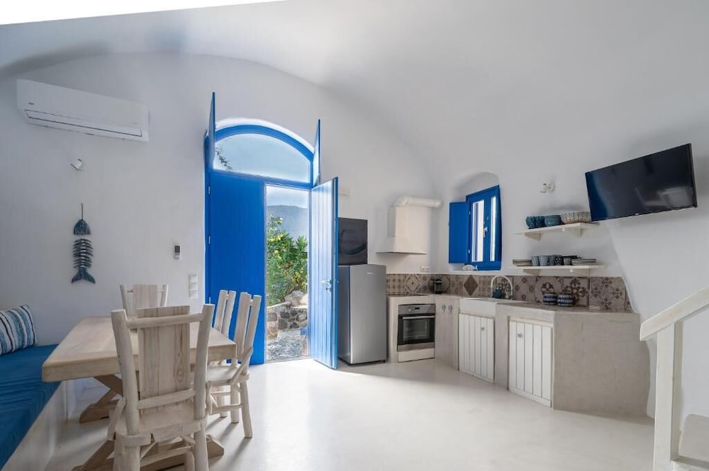 1 BEDROOM, DELUXE, VILLA, SEA VIEW, HOT TUB