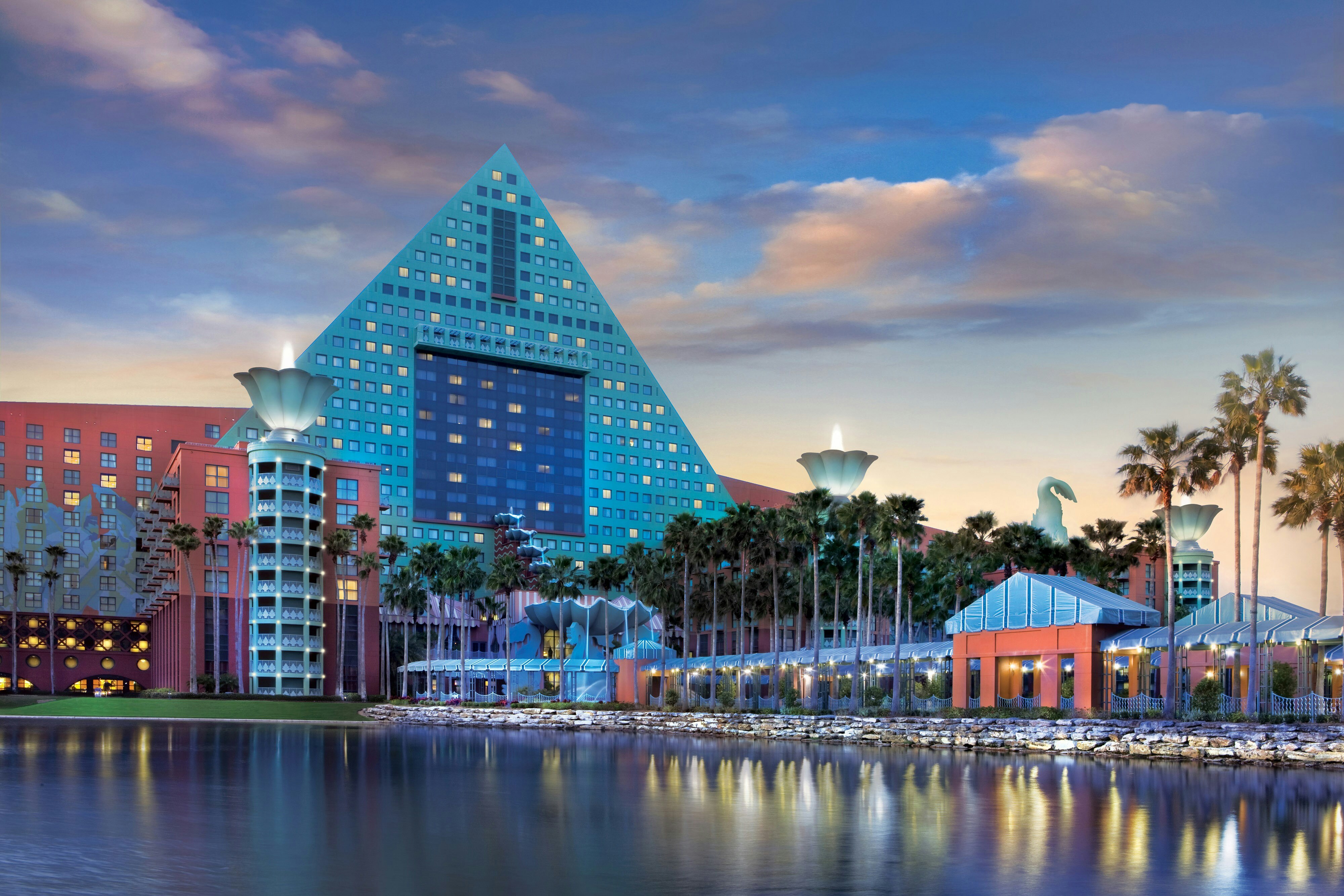 Walt Disney World Dolphin Resort 30/32