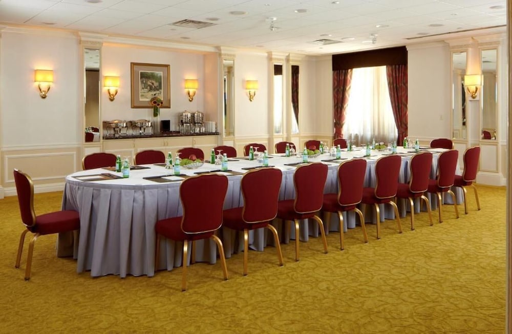 Warwick Hotel New York 52/61