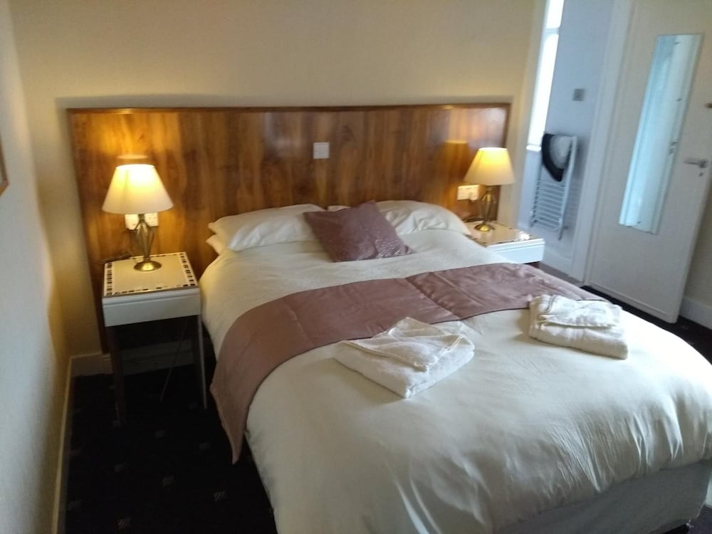 Dalgair House Hotel 7/50