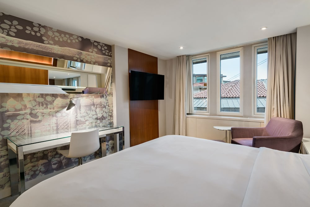 Radisson Blu Bosphorus Hotel 23/80