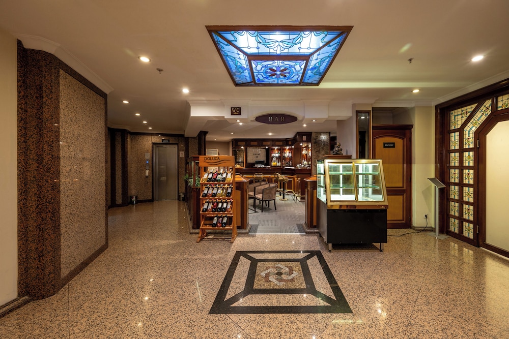 Lobby at Klas Hotel, ISTANBUL