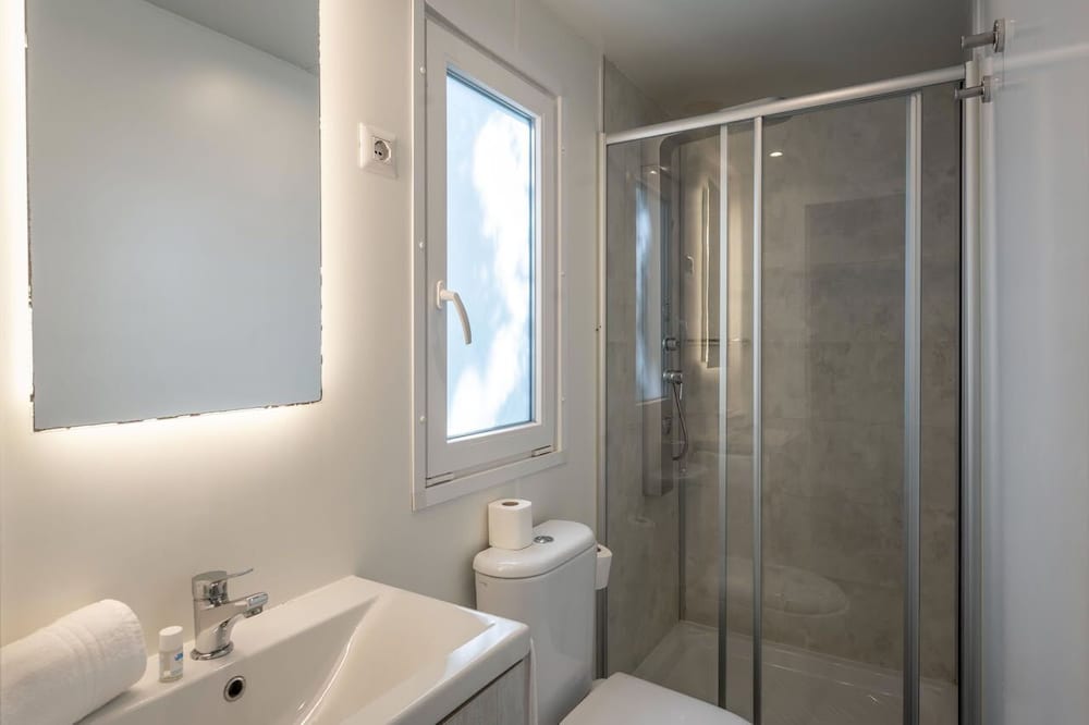 2 Bedrooms, Mobile, Premium, House, Double and Twin Beds، Camping Village Torre Pendente 8/10