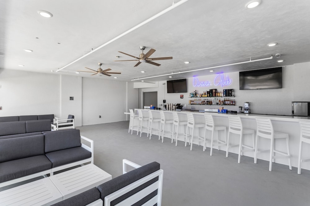 Treasure Island Ocean Club 28/50