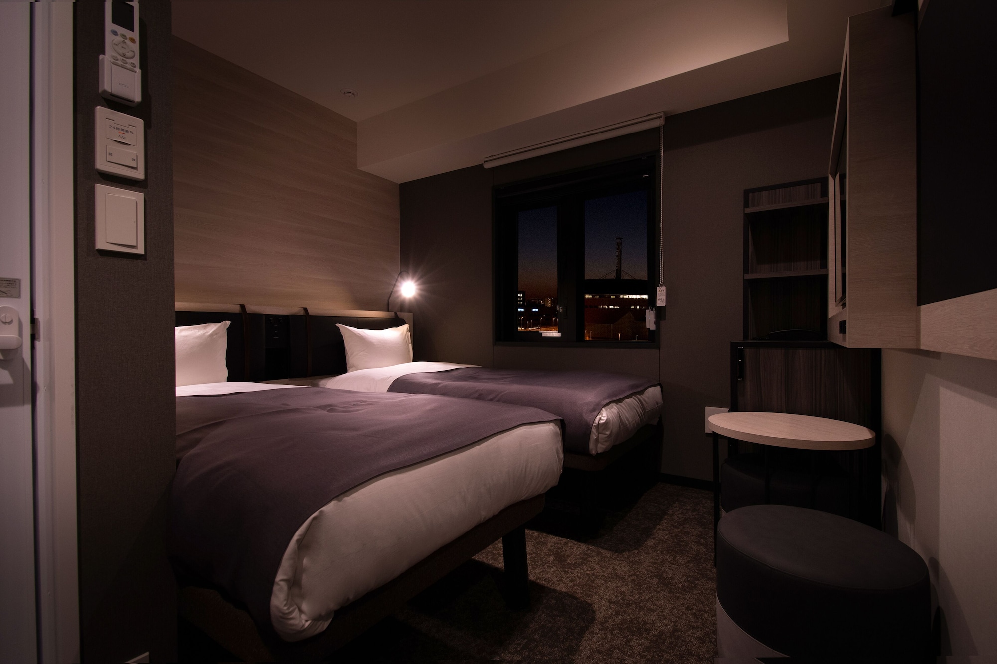 ROOM, TWIN BEDS, RIVER VIEW