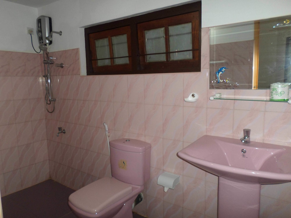Thilaka City Hotel 34/44