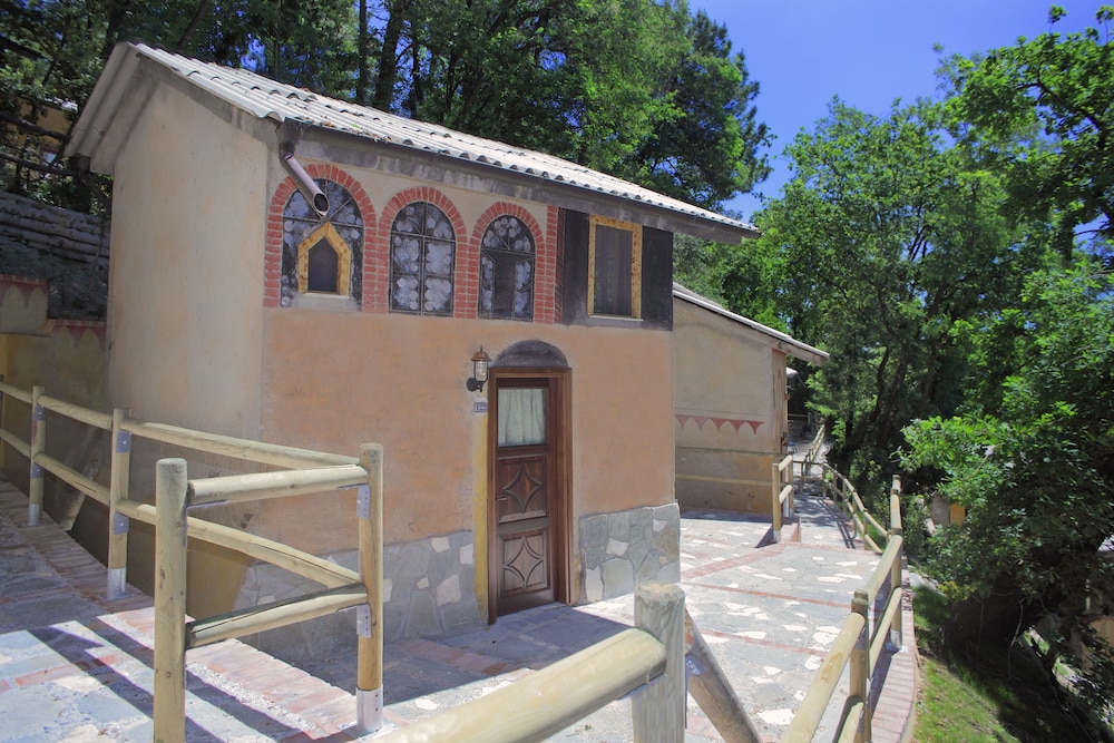 Ippotur Medieval Resort 1/50