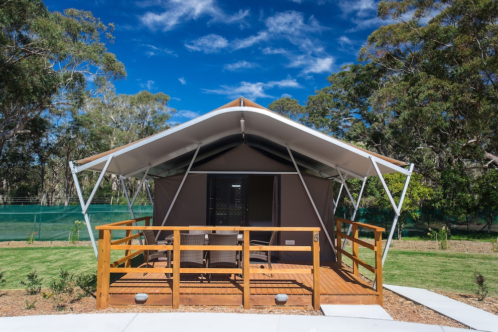 SHOAL BAY HOLIDAY PARK 10/70