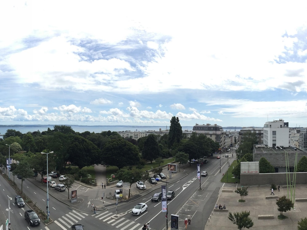 Hotel Mercure Brest Centre Les Voyageurs 67/72