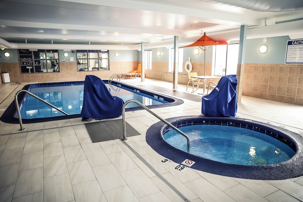 swimming pool spa