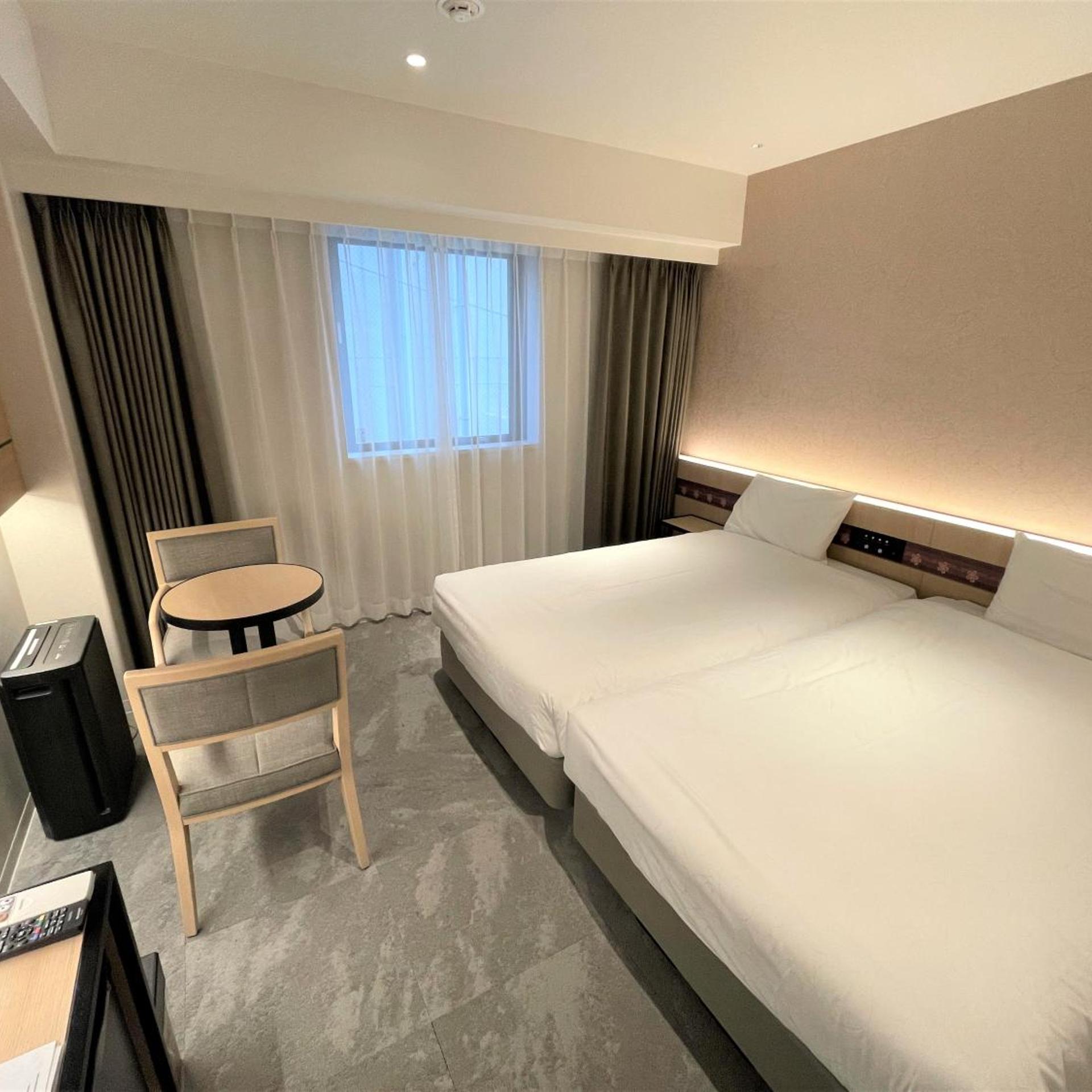 Room, Twin Beds