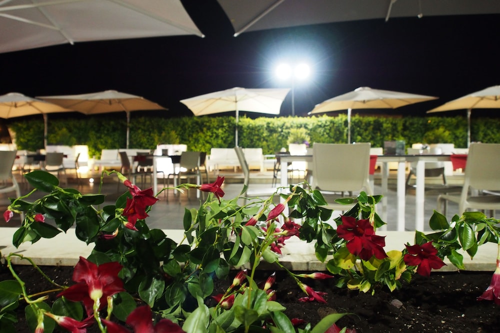 SHS SICILIA HOTEL SPA 50/55