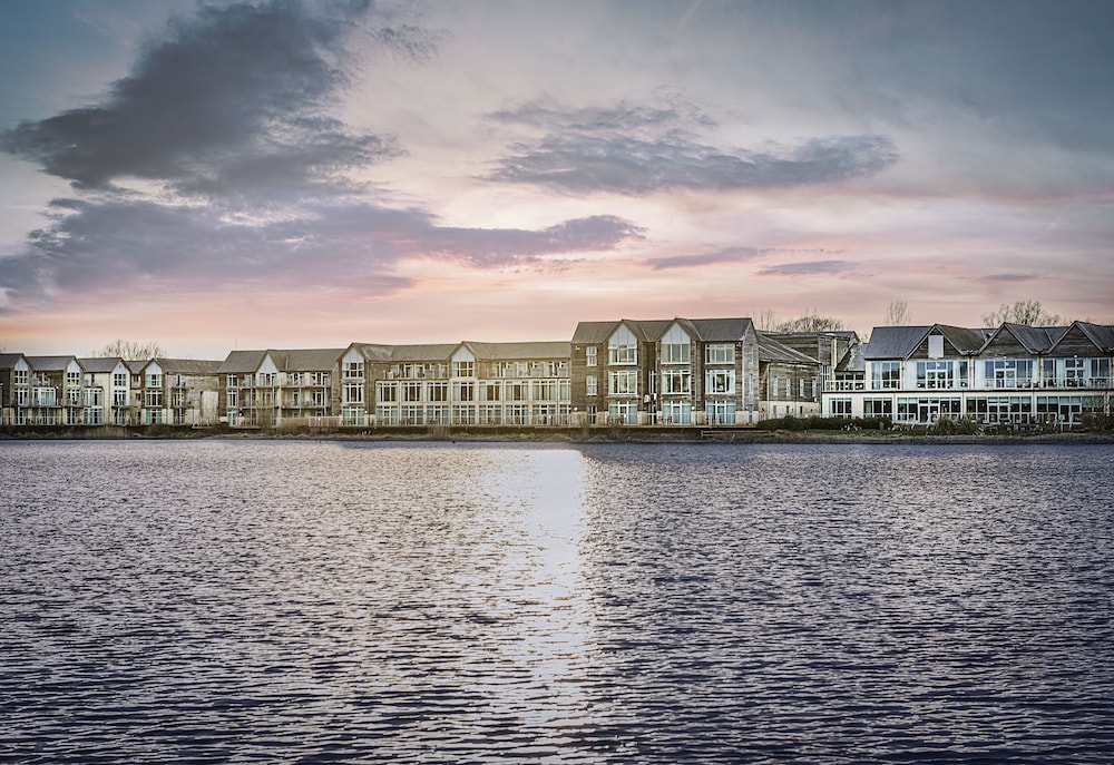 De Vere Cotswold Water Park 57/68